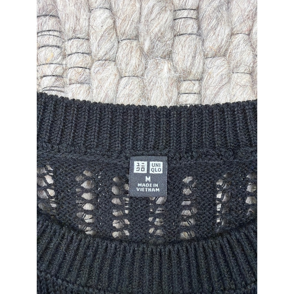 Uniqlo Mesh Knit Sweater Vest Women Medium Black Pointelle Sleeveless 467796 - Picture 5 of 7